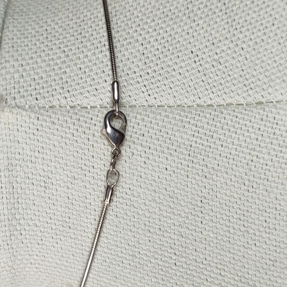 Mother of Pearl Inlay/Sterling Silver Necklace - Picture 3 of 8